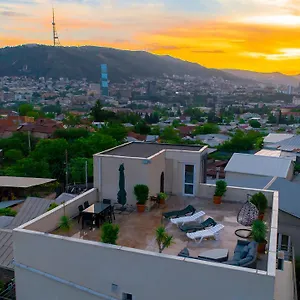 https://terrace-view.alltbilisihotels.com